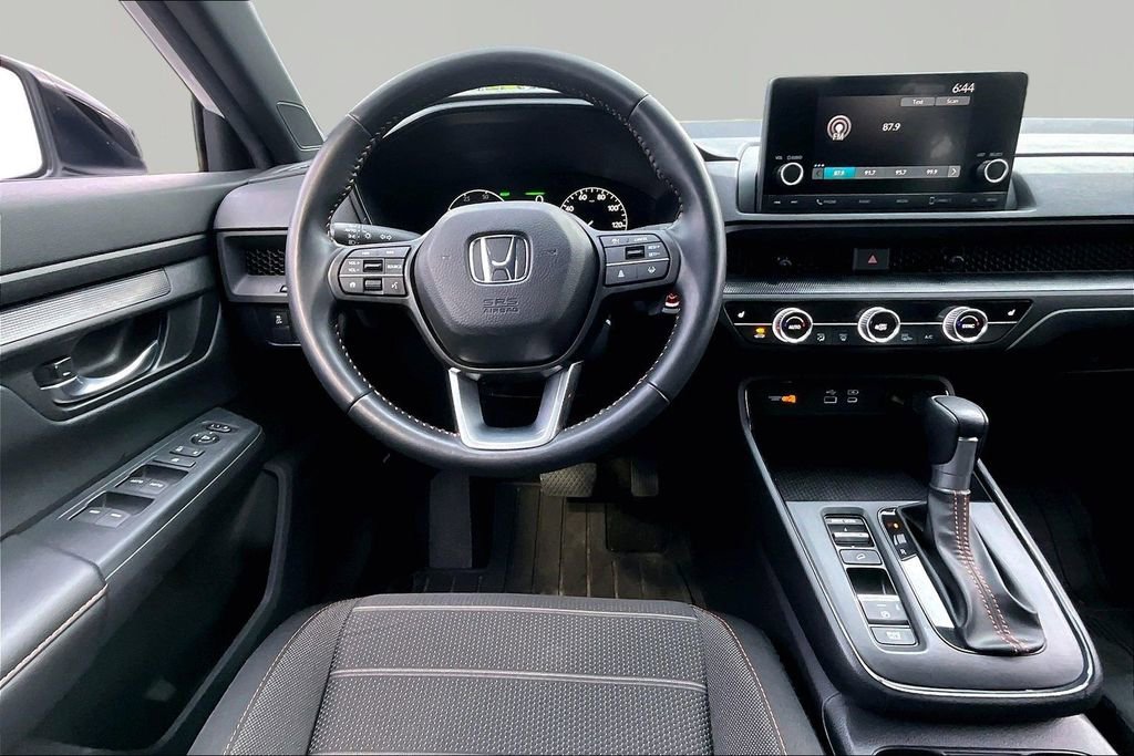 Certified 2025 Honda CR-V Sport image 8