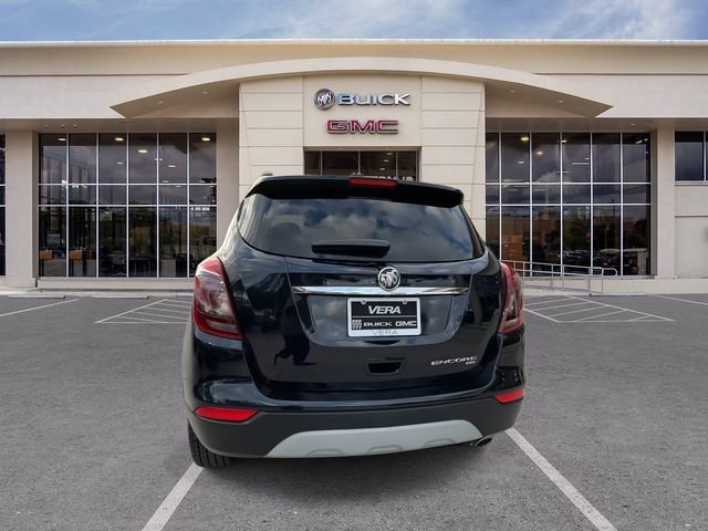 Certified 2022 Buick Encore Preferred w/ Safety Package image 12
