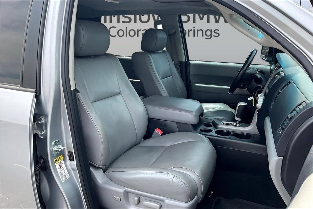 Used 2014 Toyota Sequoia Limited AWD/4WD image 29