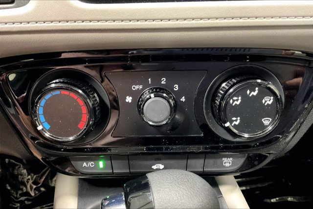 Used 2018 Honda HR-V LX image 32