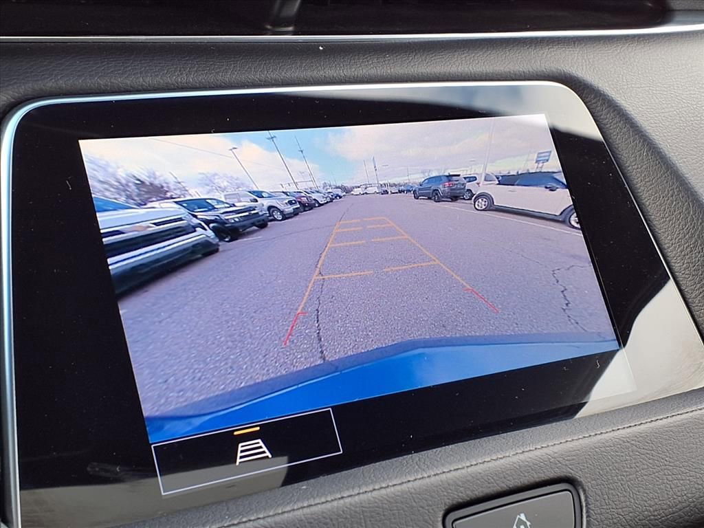 Used 2023 Cadillac XT4 Sport w/ Cold Weather Package image 25