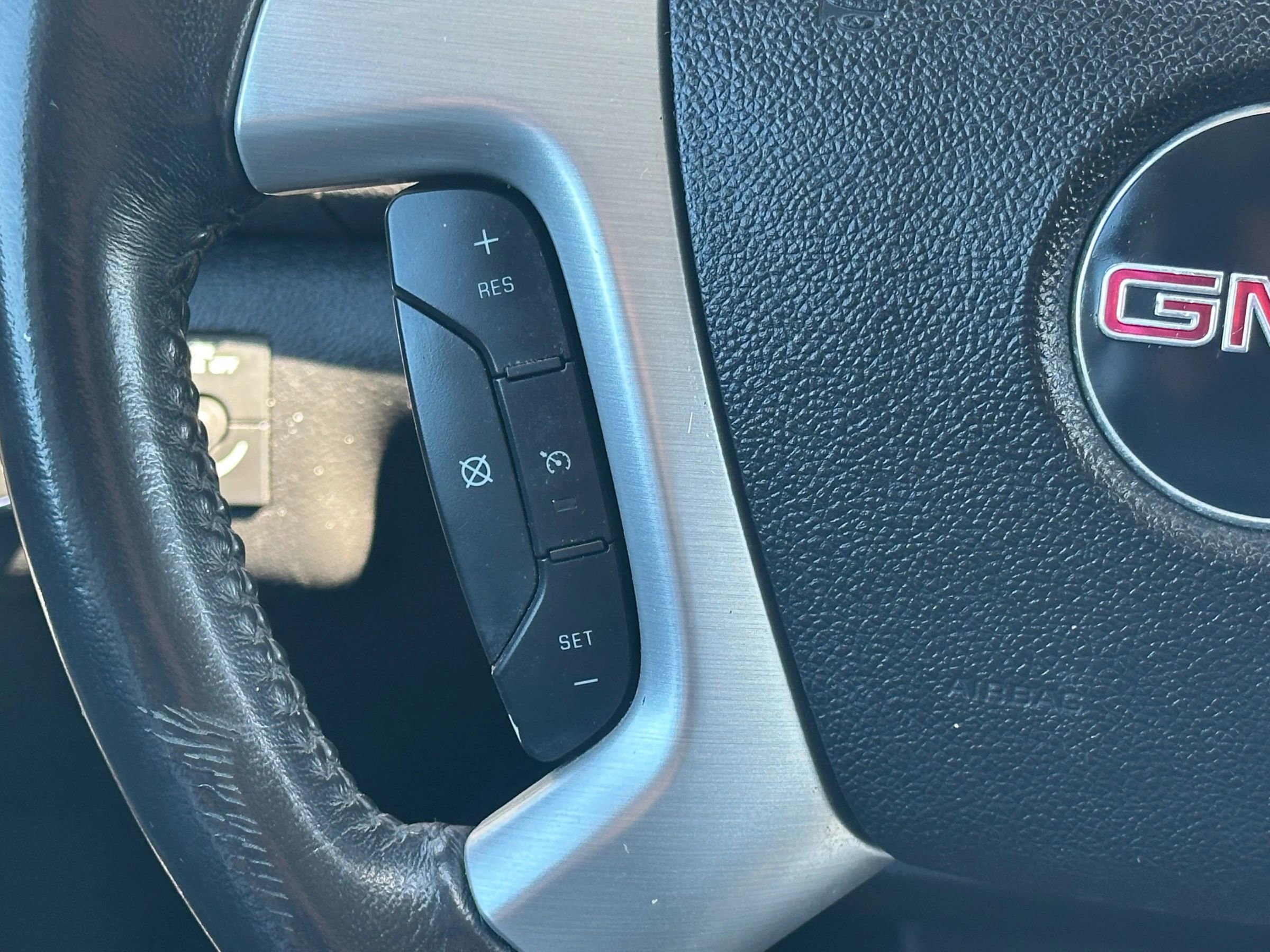 Used 2009 GMC Acadia SLT w/ Visibility Package FWD image 22