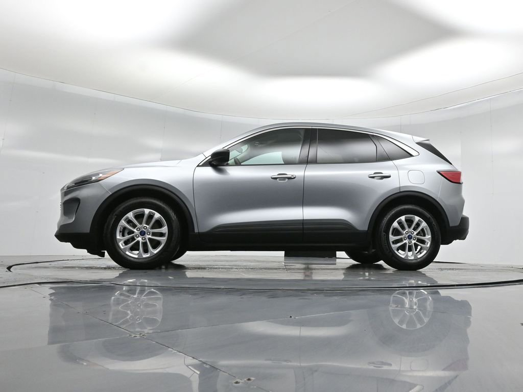 Certified 2022 Ford Escape SE image 8