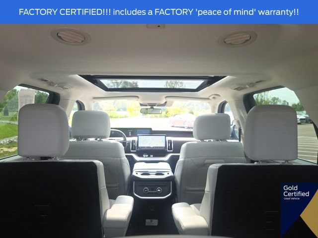 Used 2025 Ford Expedition Platinum AWD/4WD image 16