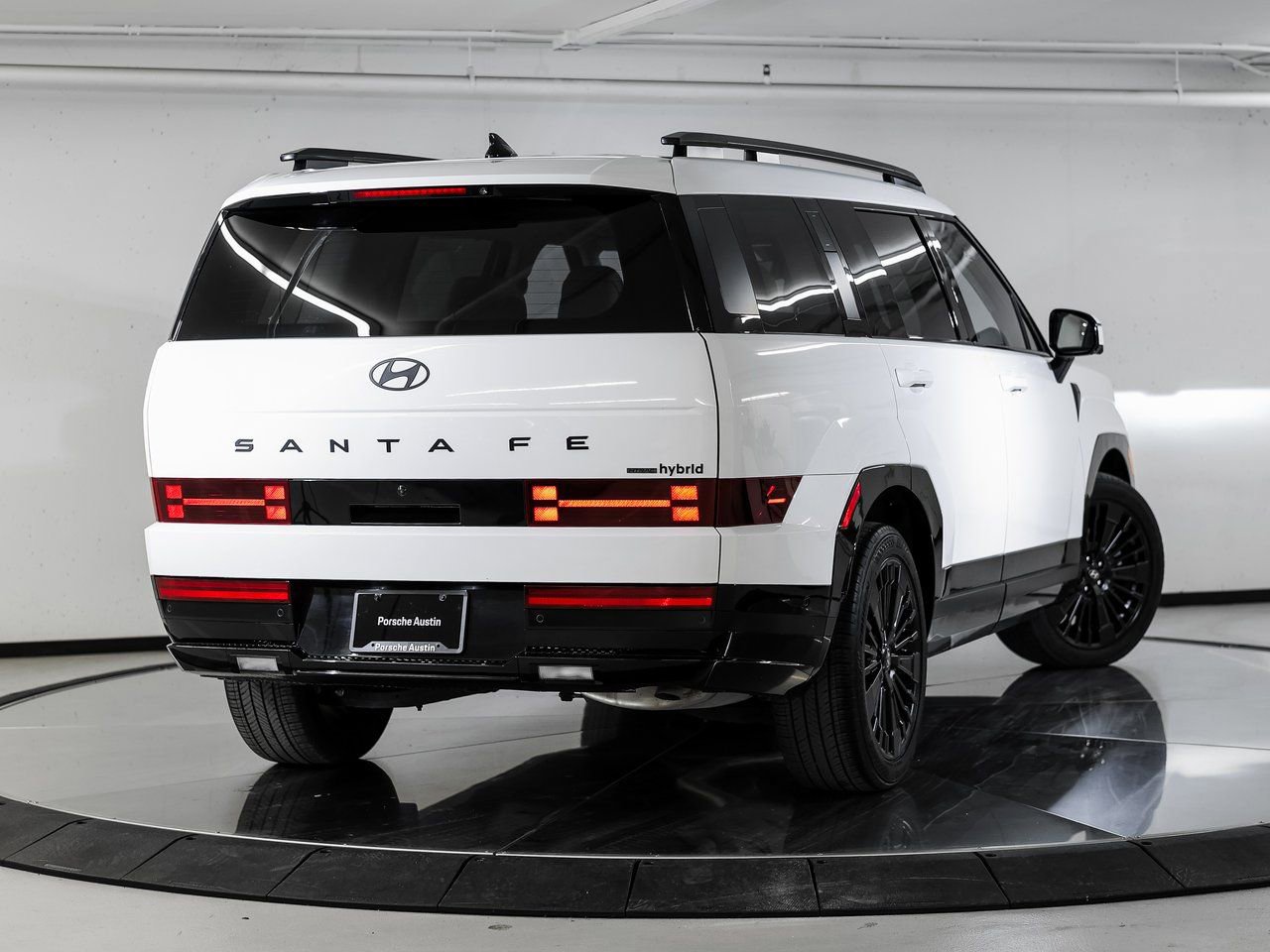 Used 2025 Hyundai Santa Fe Calligraphy image 7