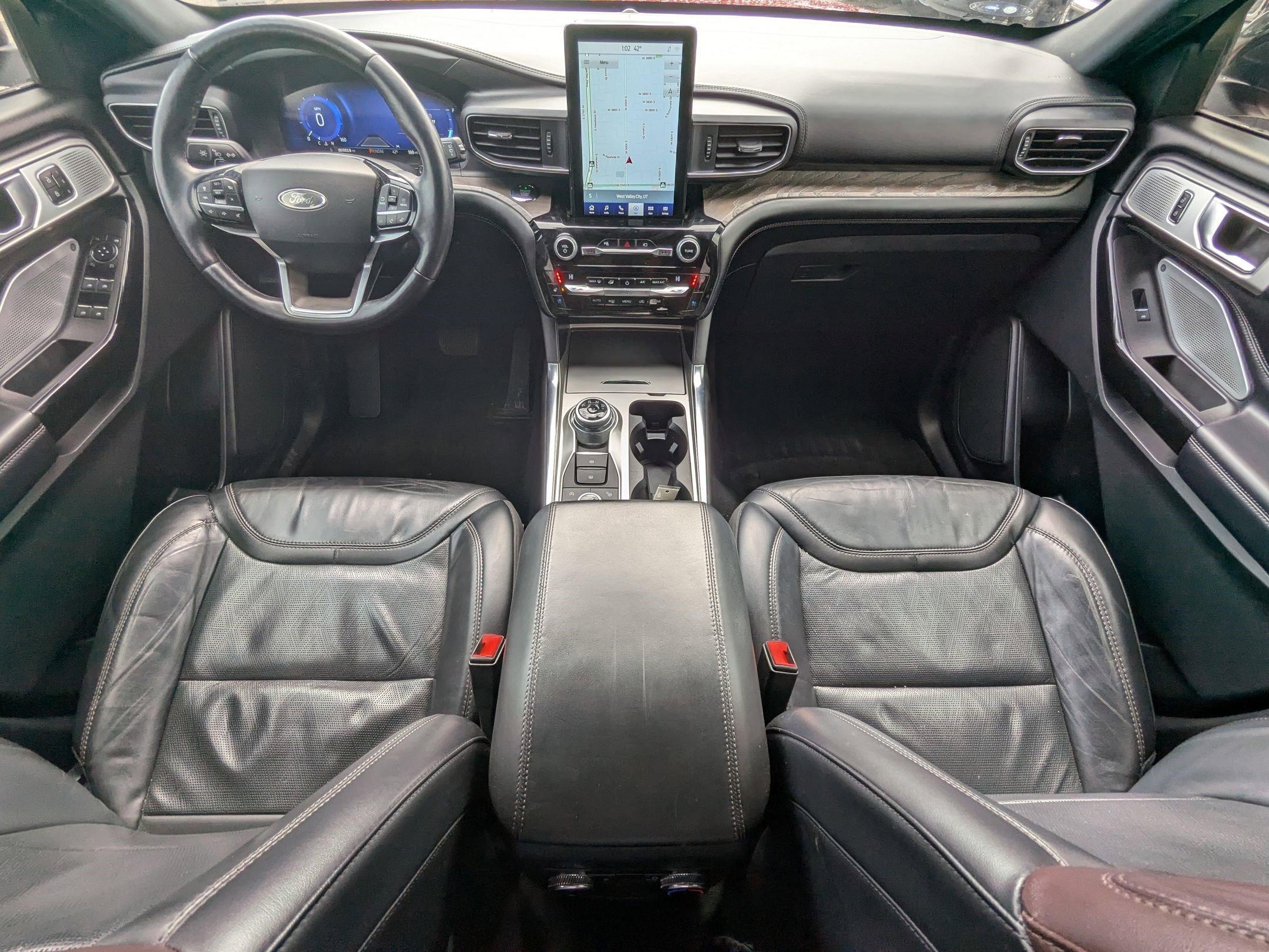 Used 2021 Ford Explorer Platinum w/ Equipment Group 601A image 28