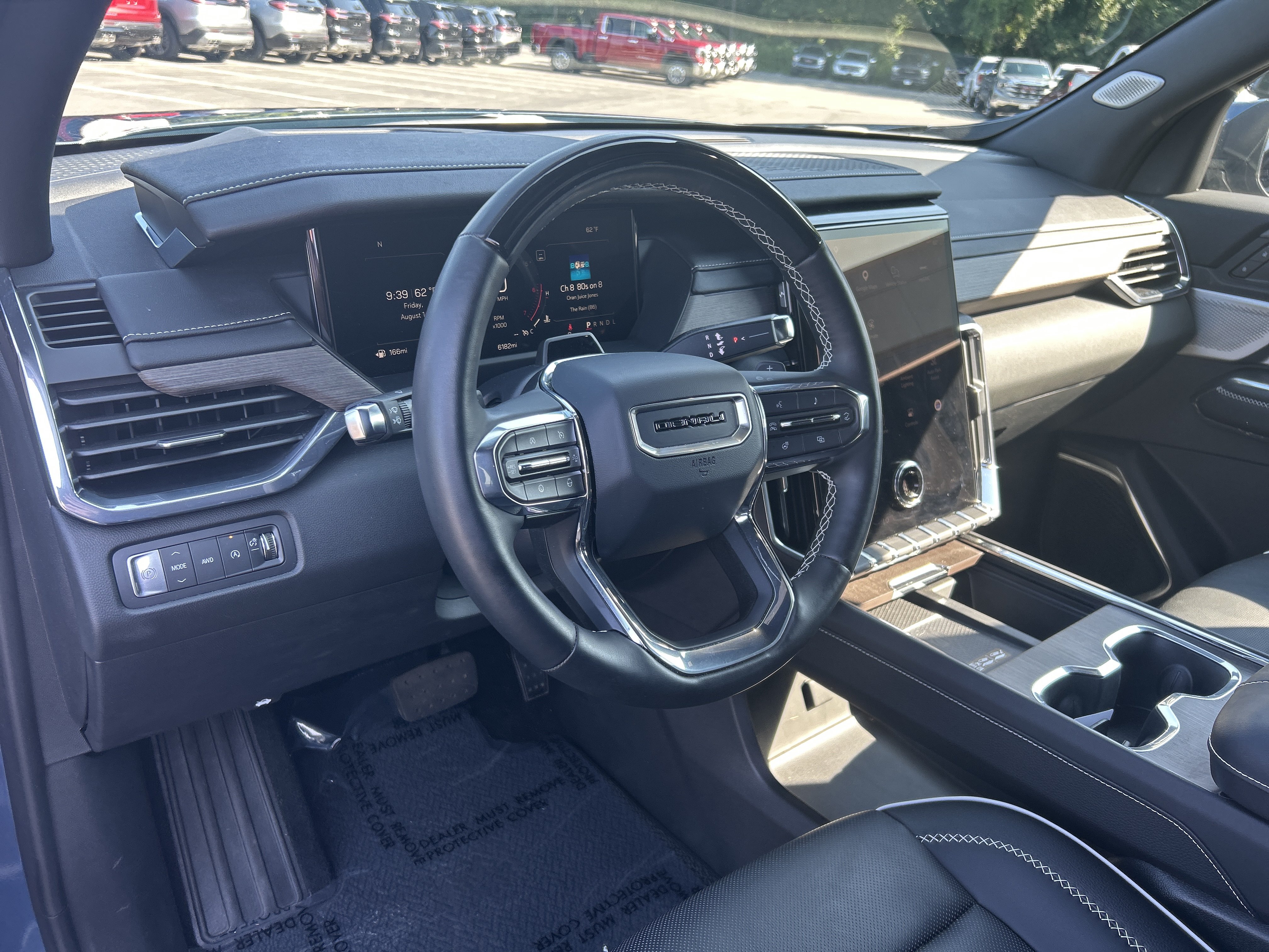 Certified 2025 GMC Acadia Denali w/ Super Cruise Package AWD/4WD image 19