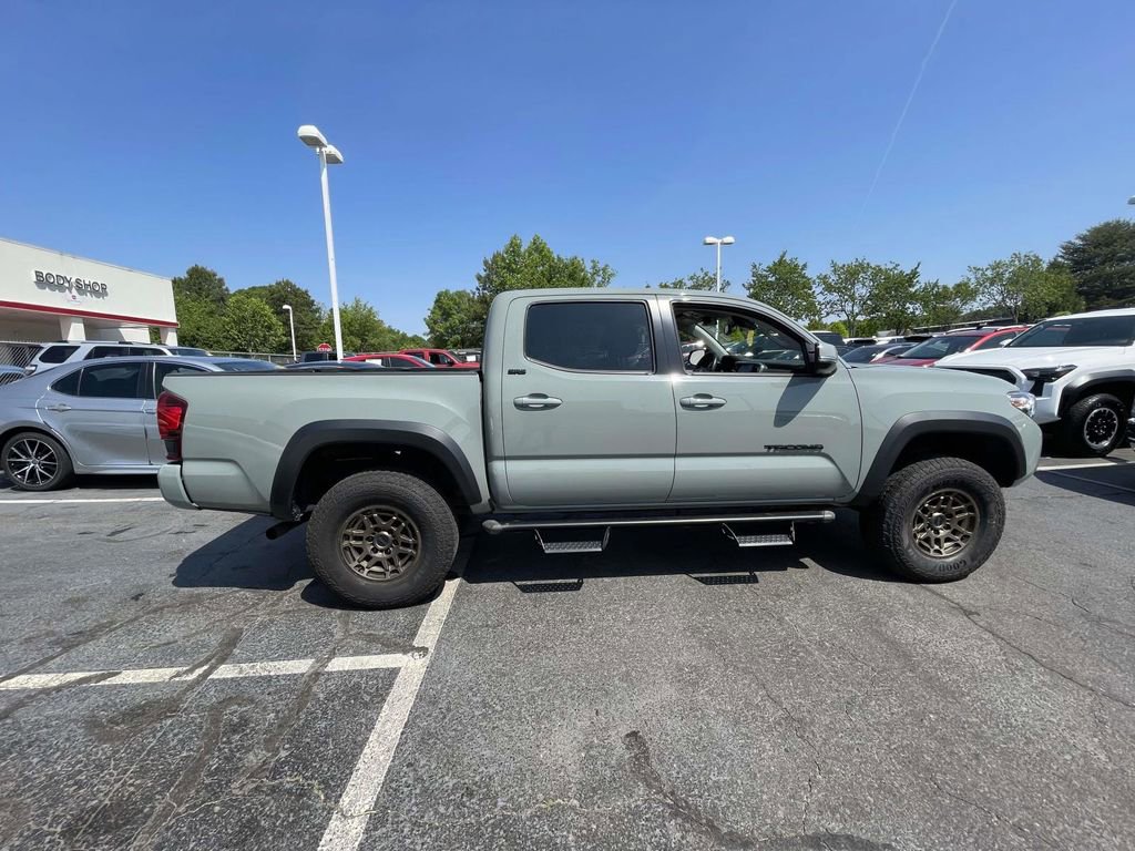 Used 2022 Toyota Tacoma SR5 w/ Trail Edition AWD/4WD image 26