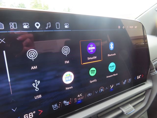 Used 2025 Chevrolet Silverado EV LT AWD/4WD image 31