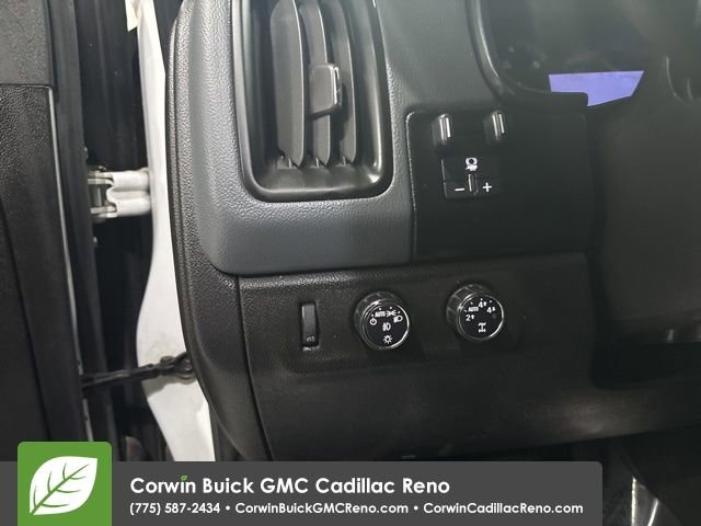 Used 2016 Chevrolet Colorado Z71 image 13