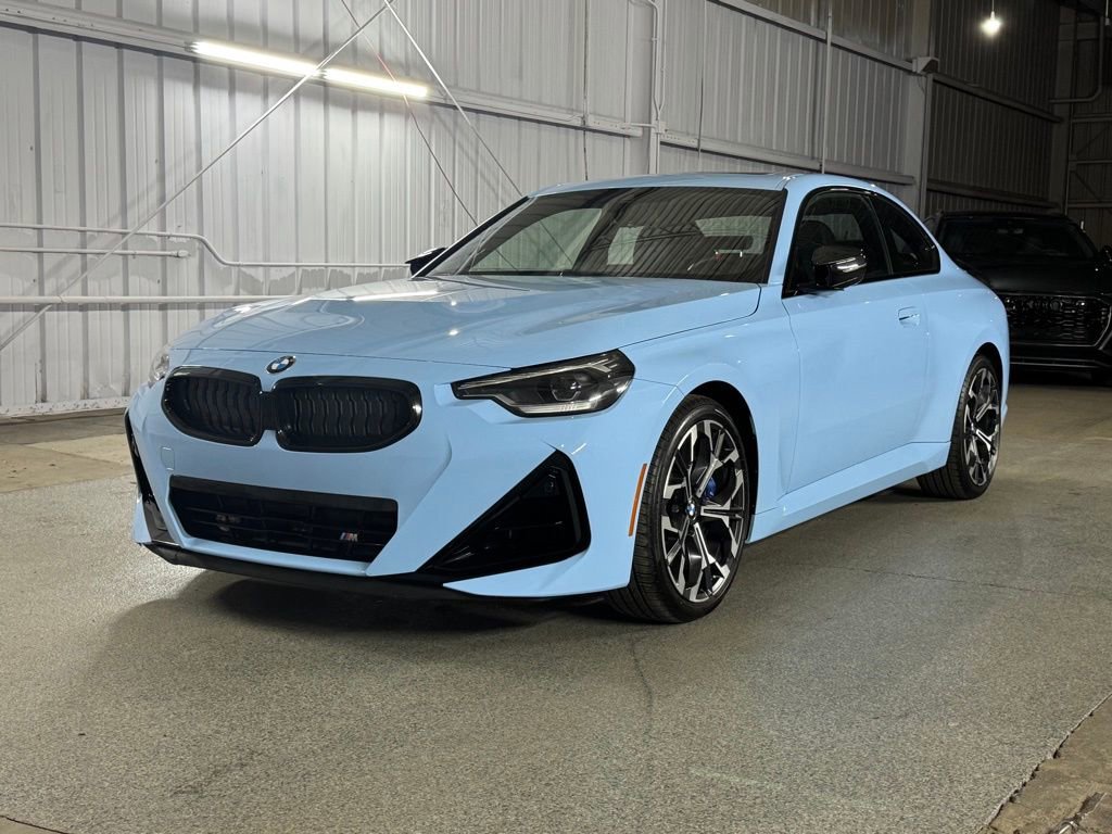 Used 2025 BMW M240i xDrive Coupe image 1