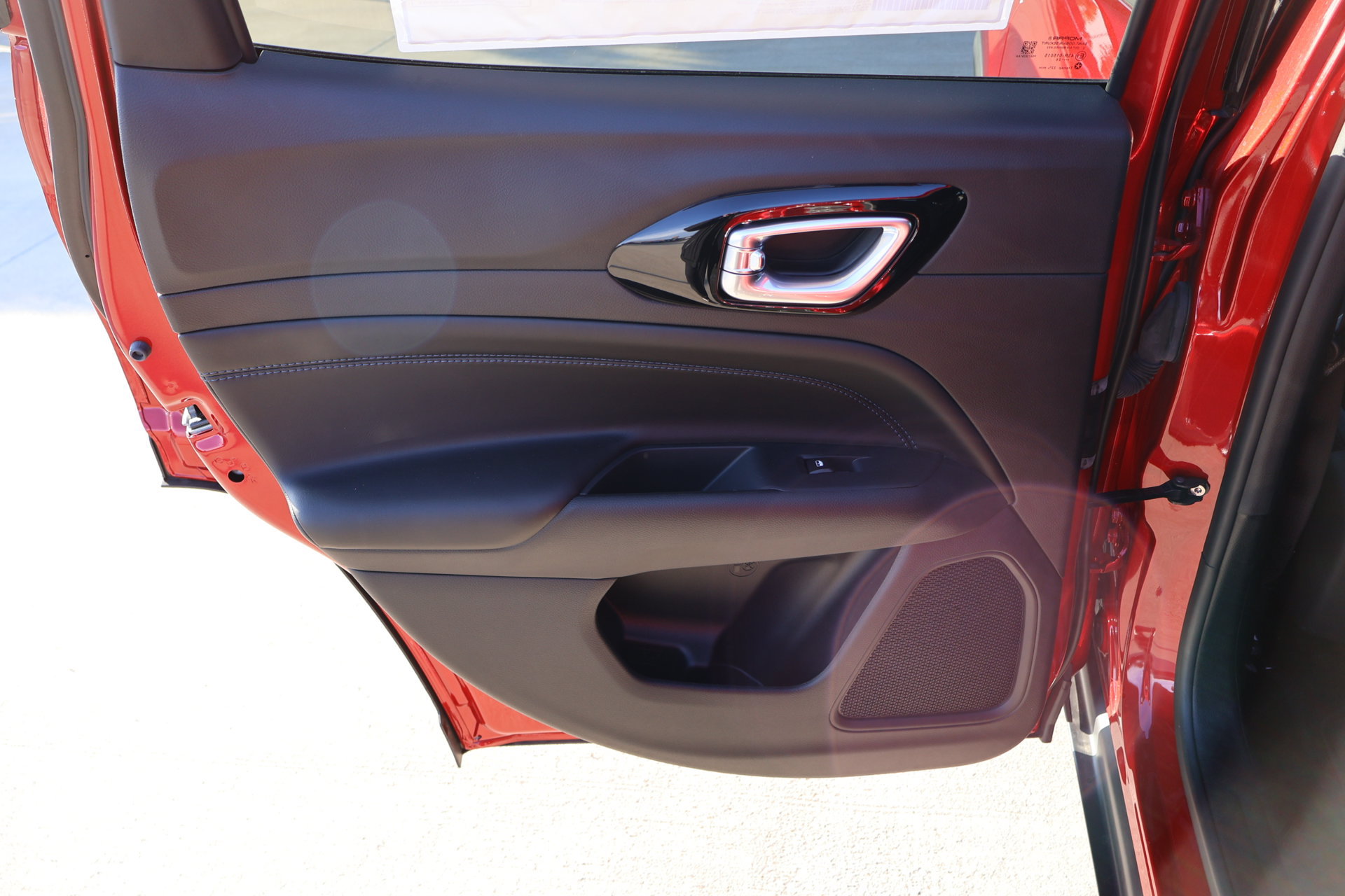New 2026 Jeep Compass Latitude AWD/4WD image 16