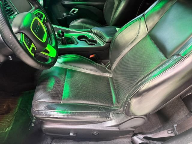 Used 2015 Dodge Challenger R/T Plus RWD image 22