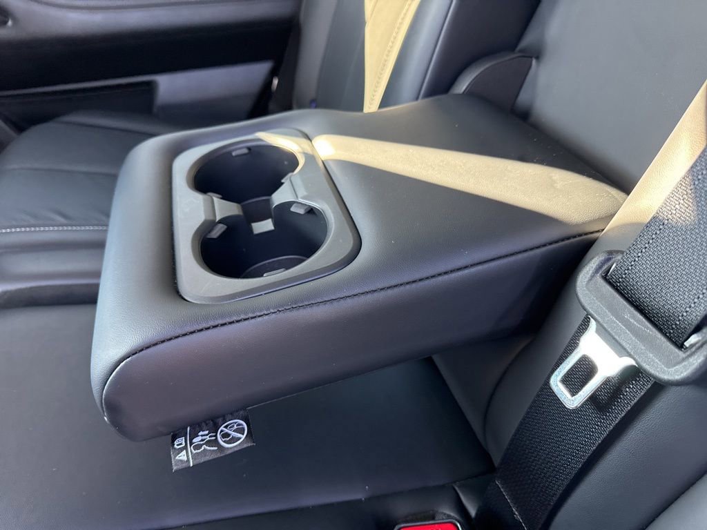 Used 2023 INFINITI QX60 Luxe w/ Cargo Package image 16