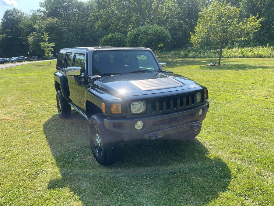Used 2008 HUMMER H3 w/ Chrome Appearance Package AWD/4WD image 5