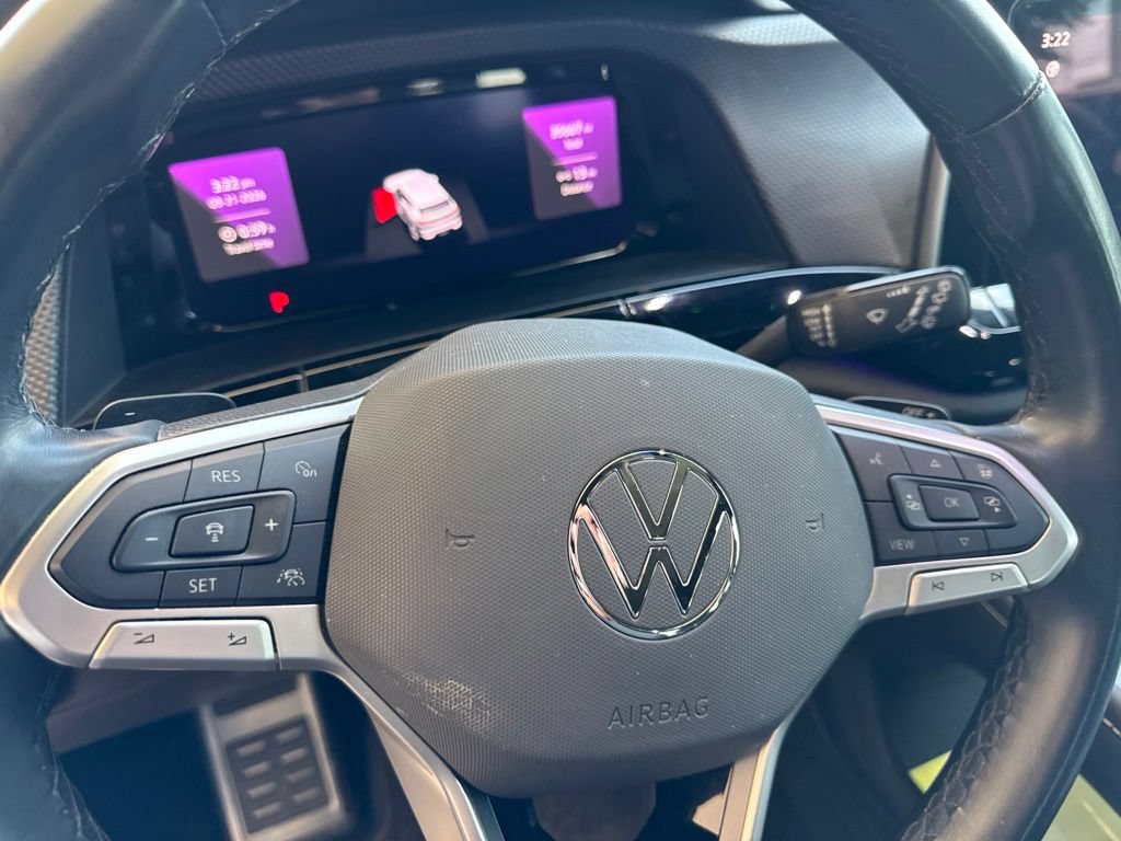 Used 2024 Volkswagen Atlas Cross Sport SEL R-Line AWD/4WD image 14