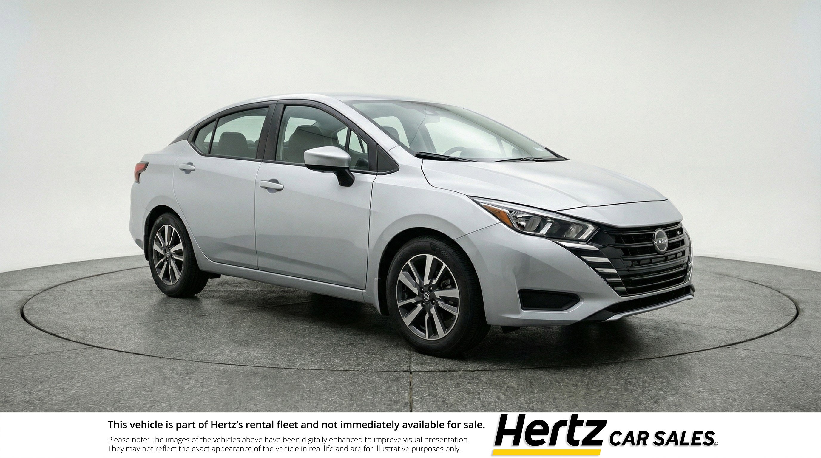 Used 2025 Nissan Versa SV image 1