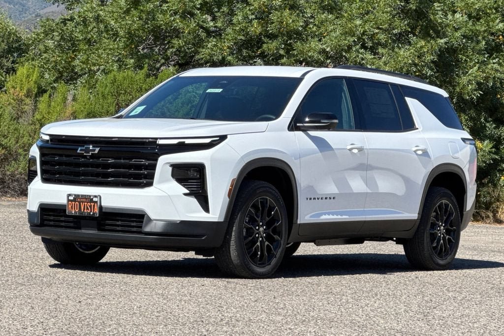 New 2026 Chevrolet Traverse LT w/ Midnight/Sport Edition FWD image 8