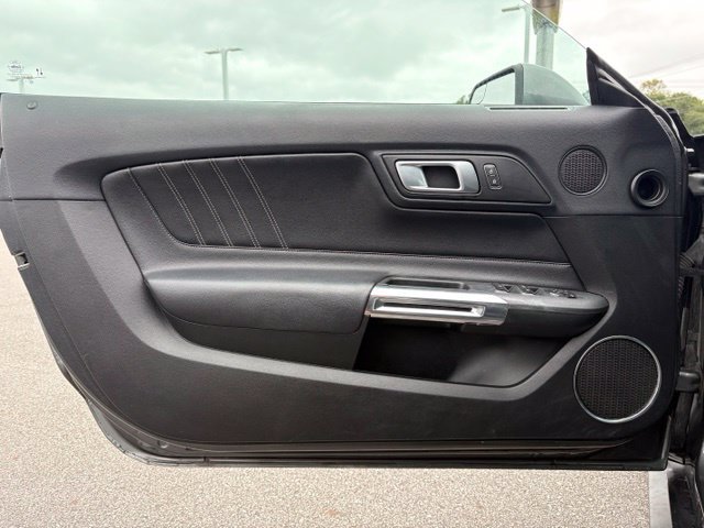 Used 2020 Ford Mustang Premium RWD image 10