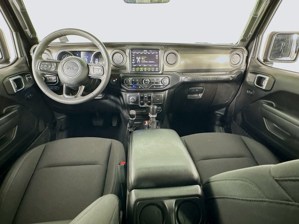 Used 2023 Jeep Wrangler Unlimited w/ Cold Weather Group AWD/4WD image 30