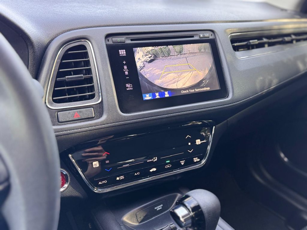 Used 2018 Honda HR-V EX image 17