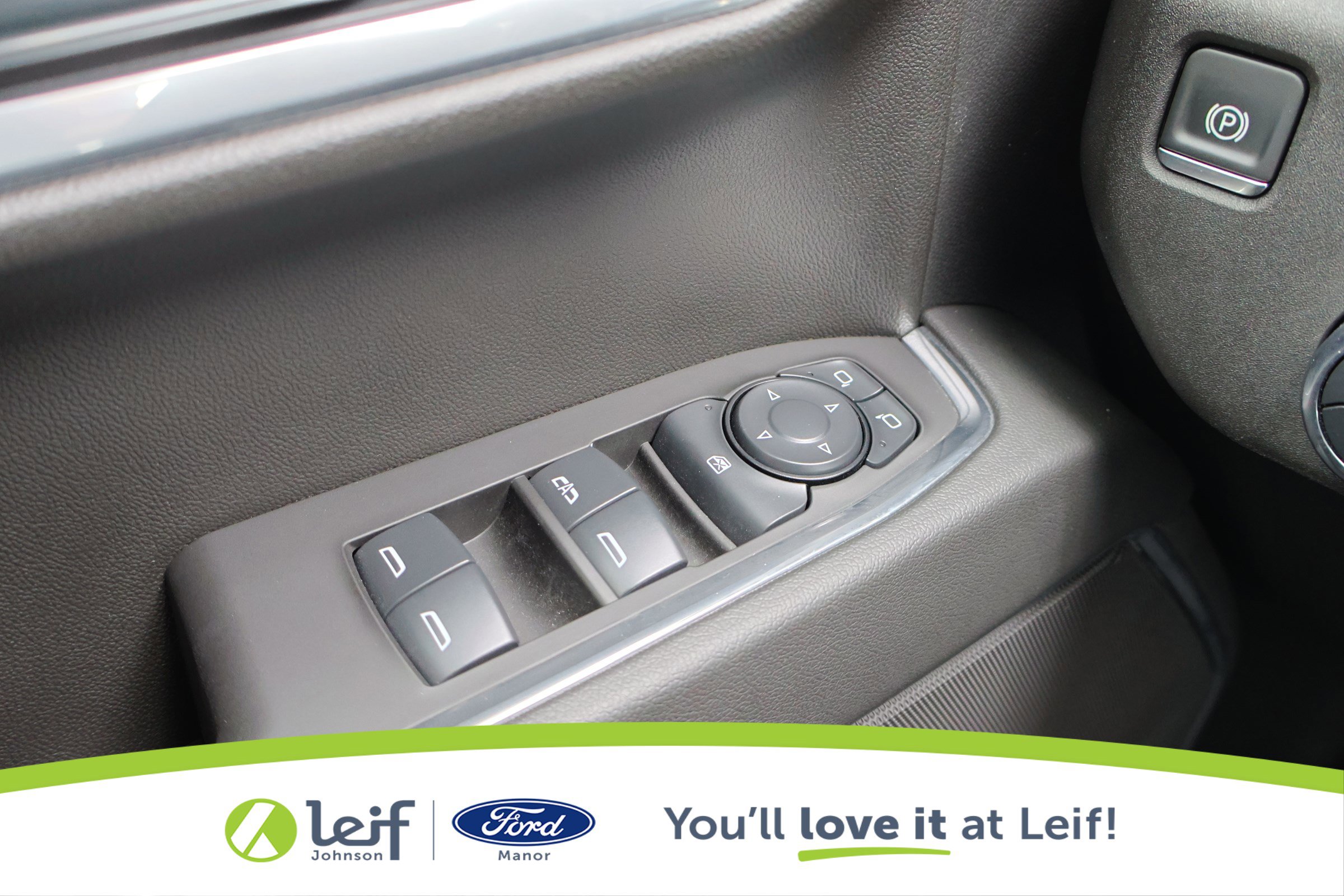 Used 2025 GMC Sierra 1500 Elevation image 15