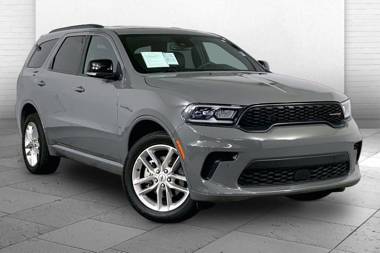 Used 2025 Dodge Durango GT image 1