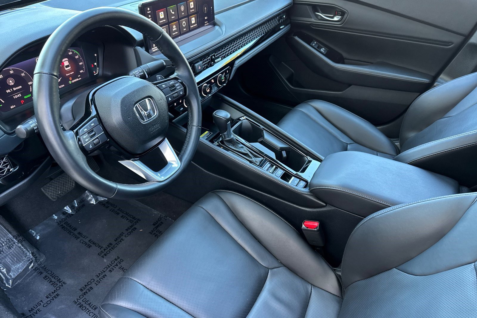 Used 2024 Honda Accord Touring image 4