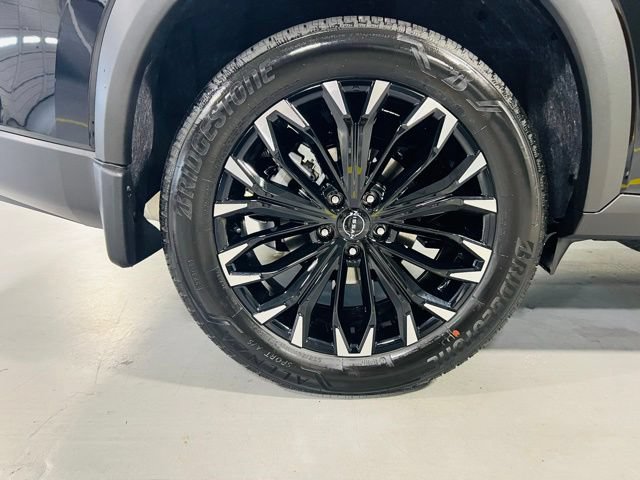 New 2026 Nissan Rogue Dark Armor FWD image 10