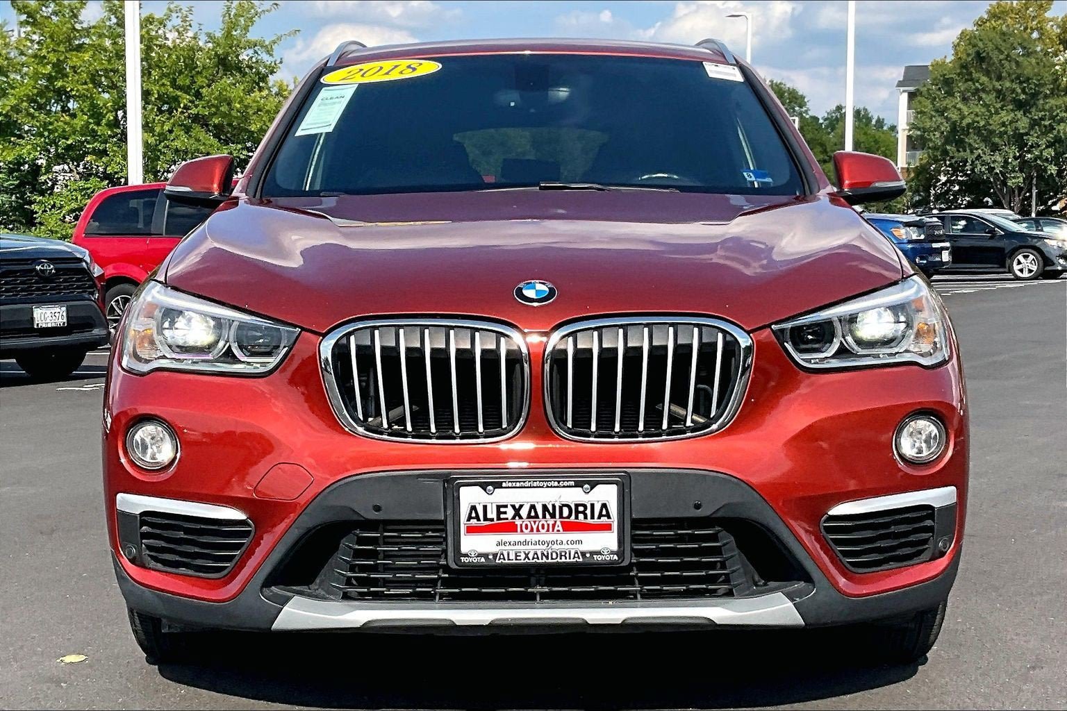 Used 2018 BMW X1 xDrive28i w/ Premium Package AWD/4WD image 3