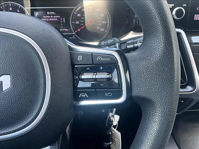 Used 2022 Kia Sorento LX AWD/4WD image 21