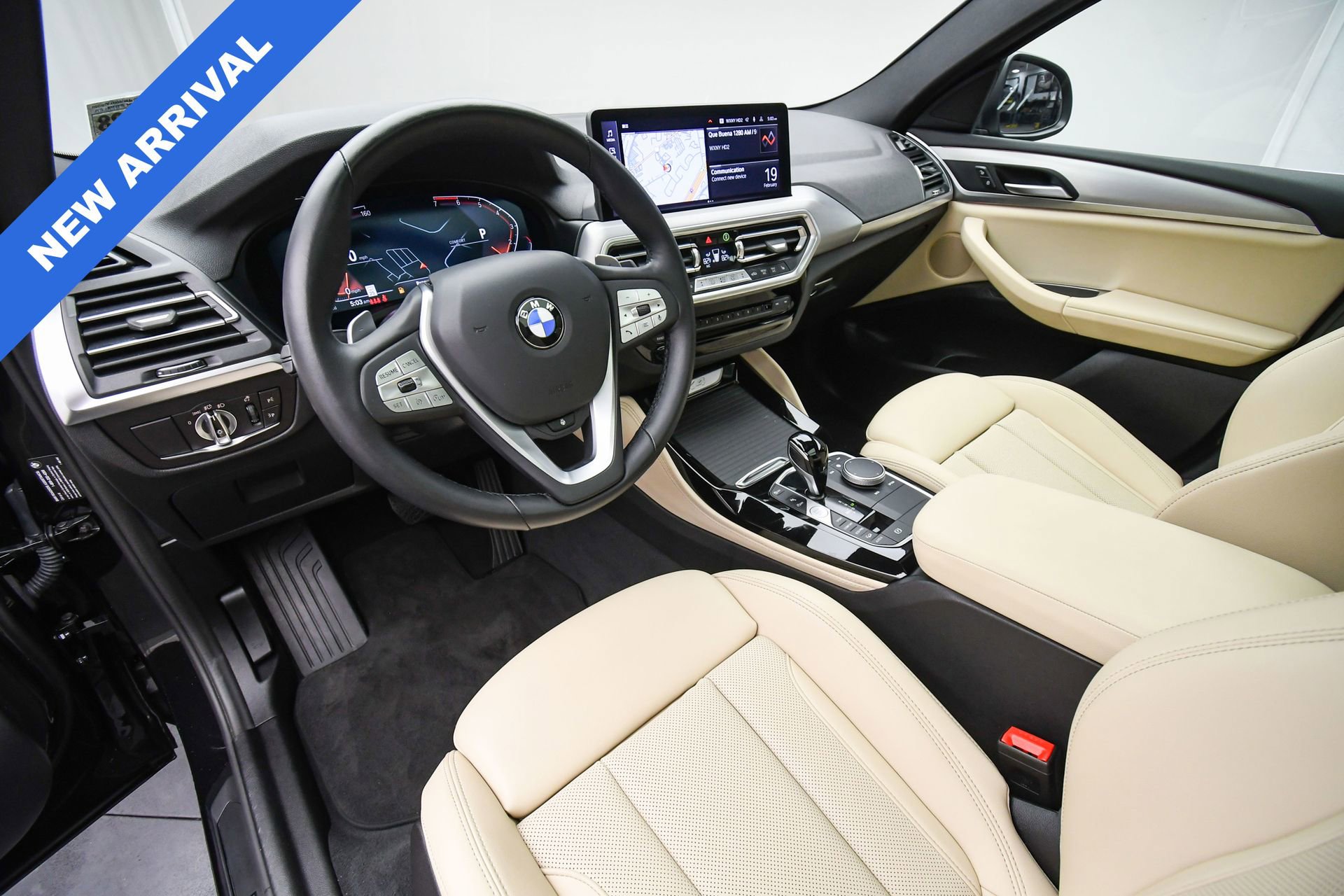 Used 2023 BMW X4 xDrive30i w/ Convenience Package image 12