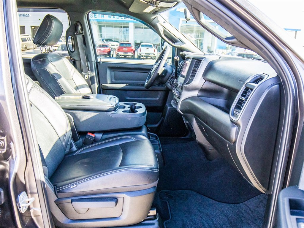 Used 2024 RAM 3500 Tradesman w/ Chrome Appearance Group image 17