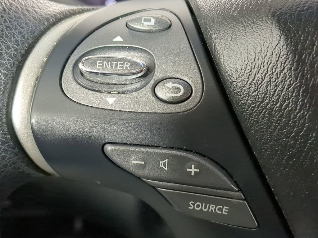 Used 2016 Nissan Pathfinder S image 25