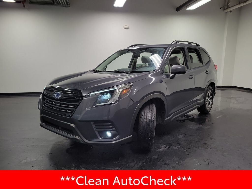 Used 2024 Subaru Forester Premium AWD/4WD image 4