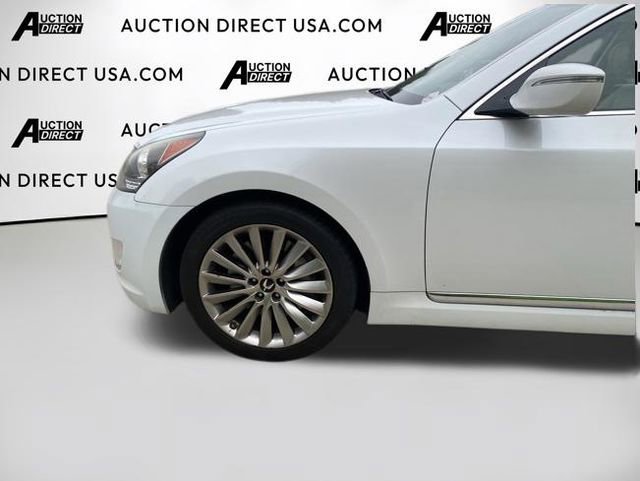 Used 2014 Hyundai Equus Signature RWD image 5