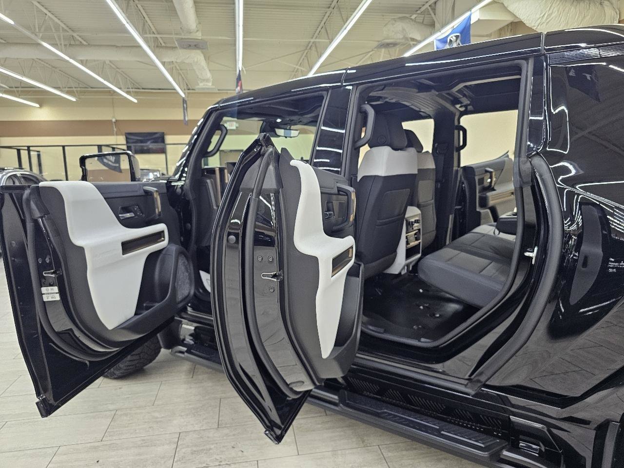 Used 2024 GMC Hummer EV 3X w/ Battery Pack, 24 Module Pack AWD/4WD image 15