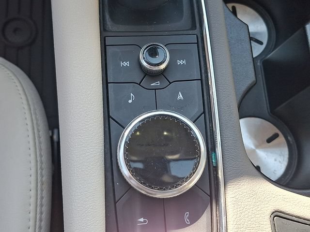 Used 2023 Cadillac XT6 Premium Luxury FWD image 20