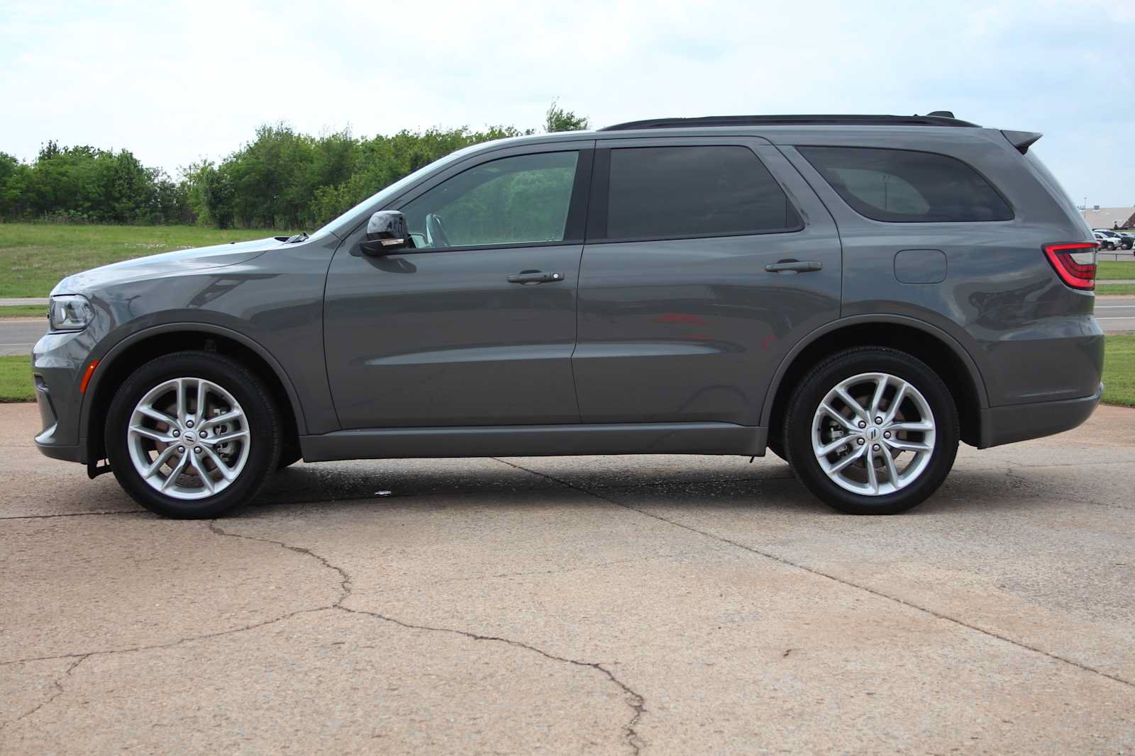 Used 2025 Dodge Durango GT AWD/4WD image 6