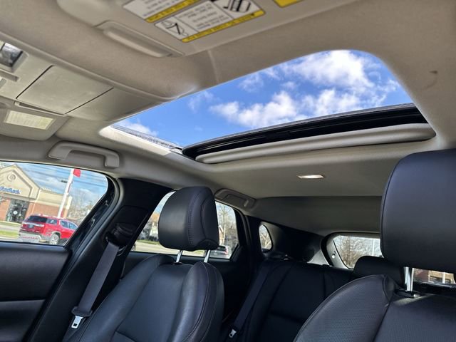 Used 2024 MAZDA CX-30 AWD 2.5 S w/ Premium Package image 18