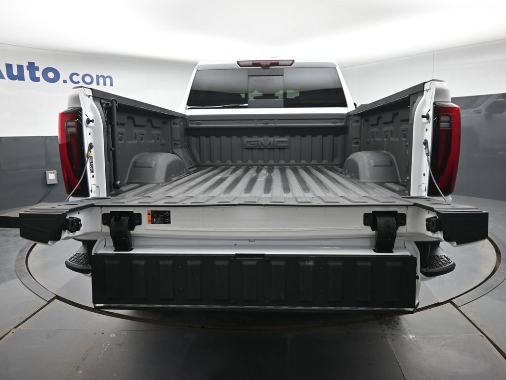 Used 2025 GMC Sierra 2500 Denali w/ Technology Package image 11