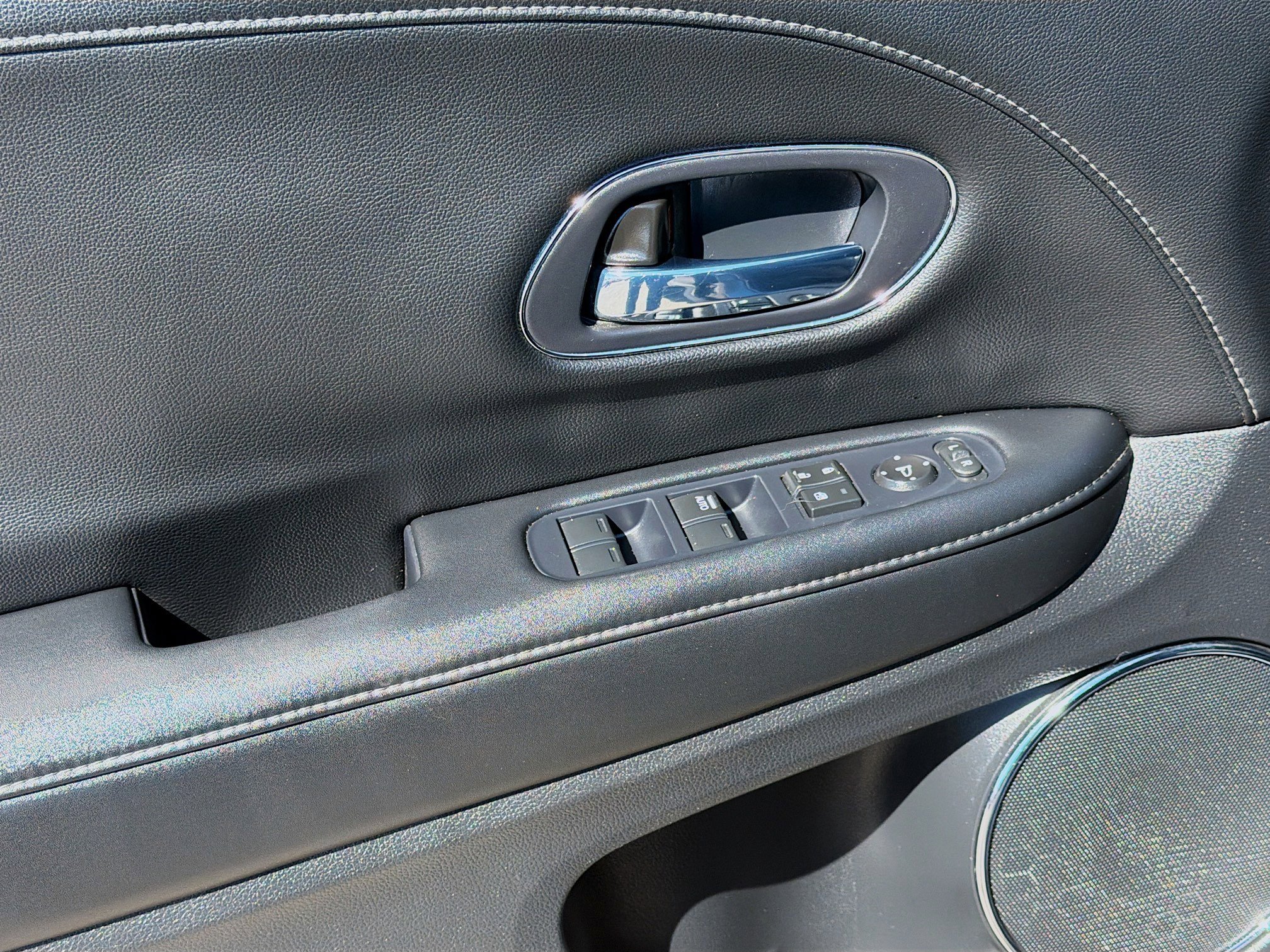 Certified 2019 Honda HR-V EX-L image 16