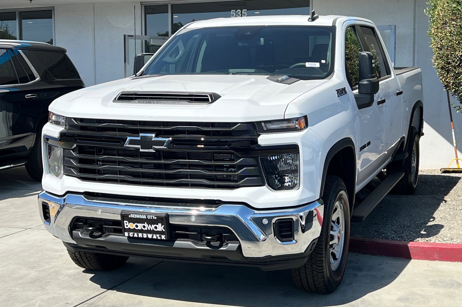 New 2025 Chevrolet Silverado 3500 W/T image 8