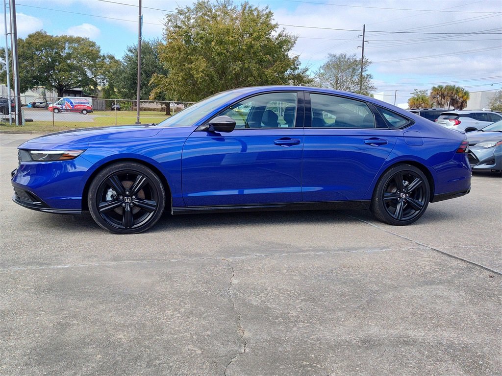 Used 2024 Honda Accord Sport image 3