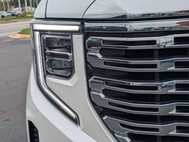 Used 2023 GMC Sierra 1500 Denali w/ Denali Reserve Package AWD/4WD image 11