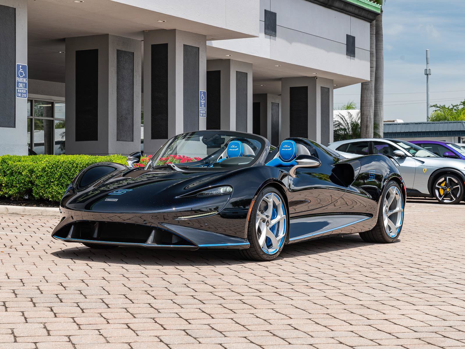 Used 2021 McLaren Elva RWD image 23