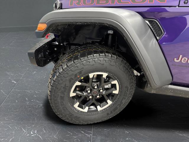 New 2026 Jeep Gladiator Rubicon w/ Technology Group image 38