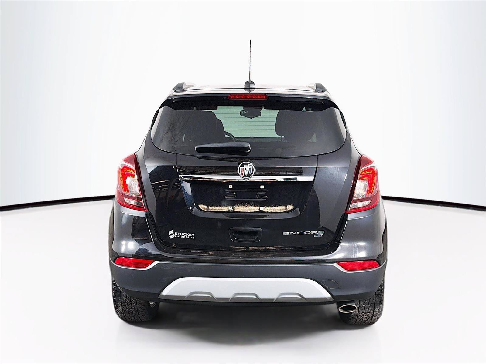 Used 2020 Buick Encore Preferred AWD/4WD image 10