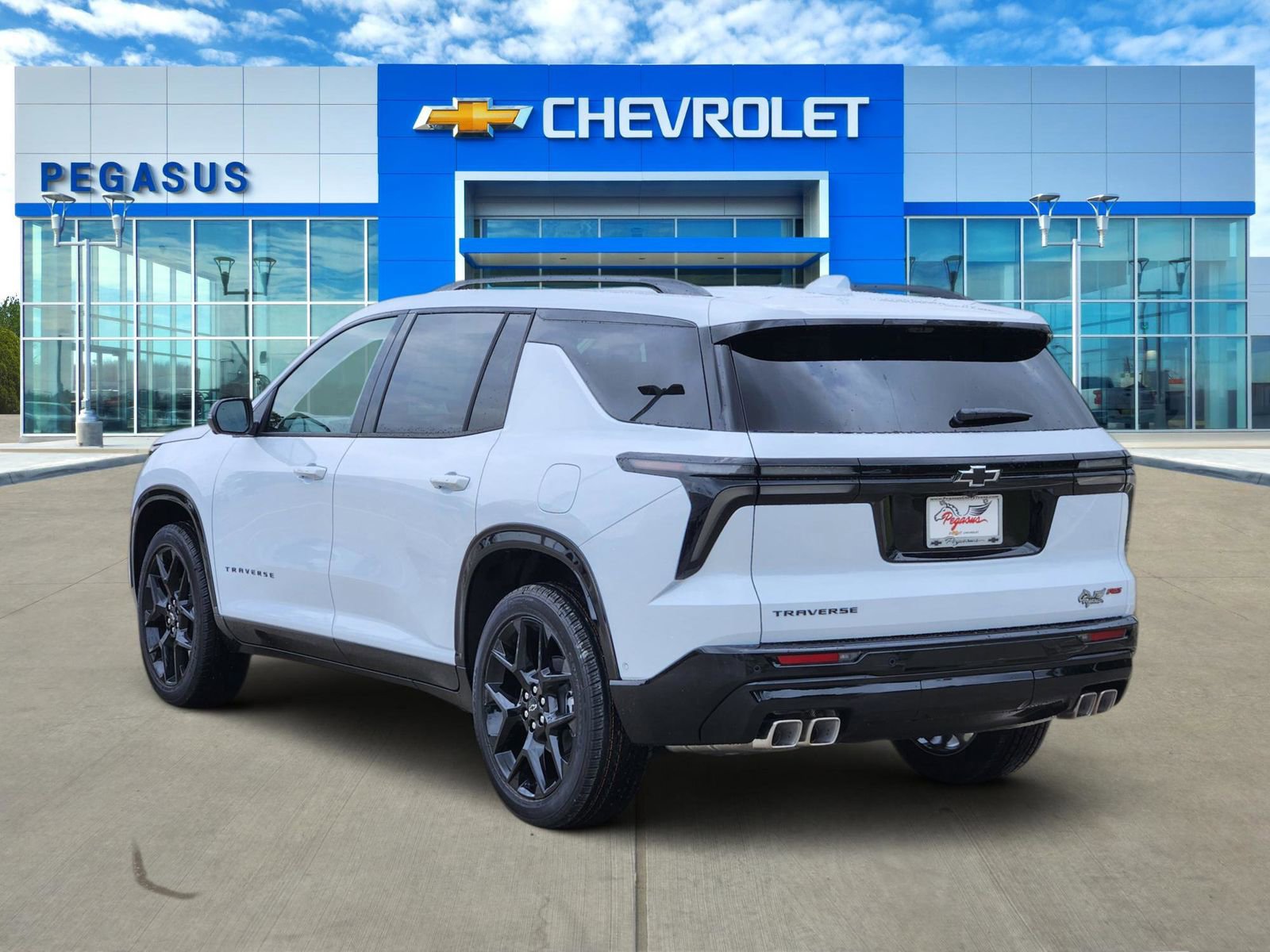New 2026 Chevrolet Traverse RS FWD image 4