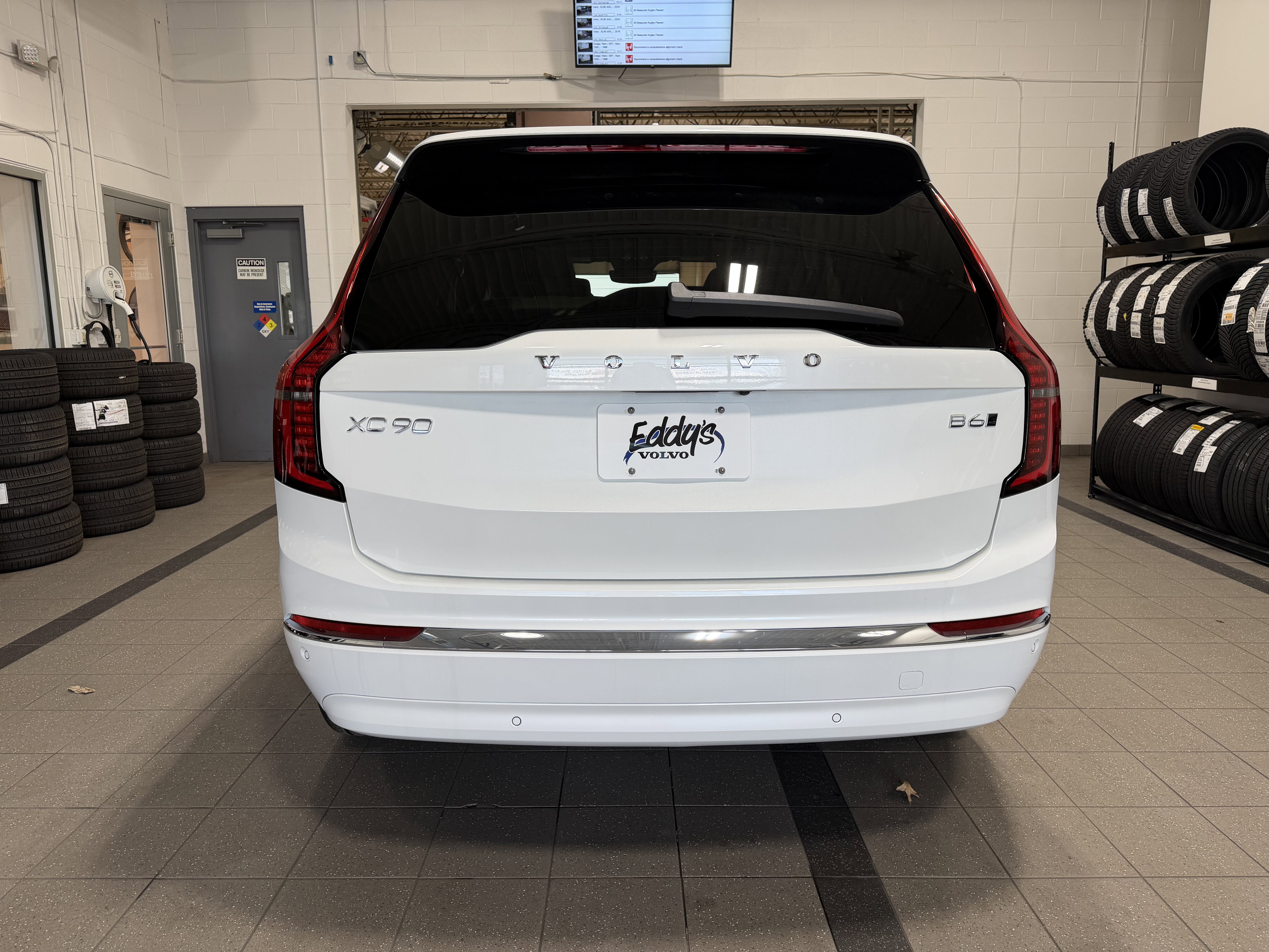 New 2026 Volvo XC90 B6 Ultra AWD/4WD image 8
